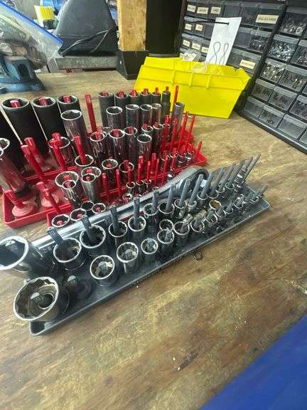 Metric & SAE Socket Sets w/ Organizers