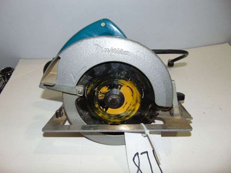 Makita 7 1/4" Saw