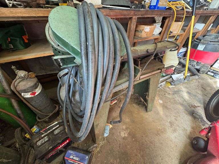 Central Machinery Heavy Duty Bandsaw