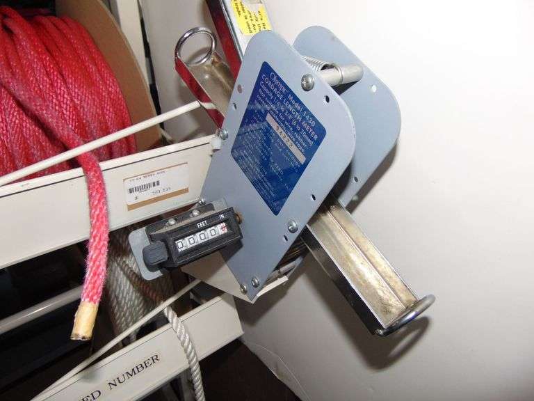 Rope Display w/Rope & Rope Counter