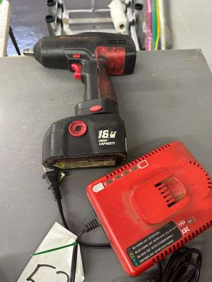 Snap-On 18V 1/2 Impact Wrench w/ Battery and Charger