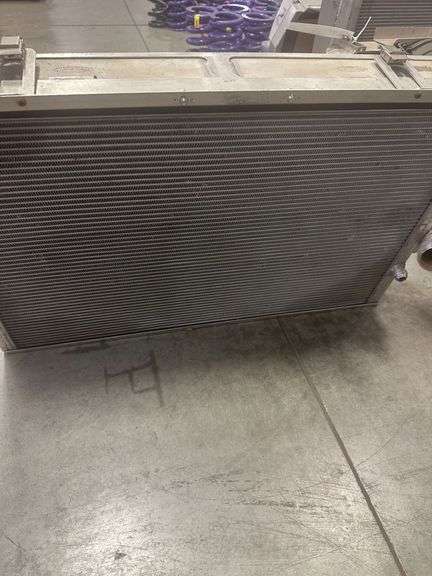 PWR Radiator w/ Oil Cooler 33.5" x 20" x 5.5"
