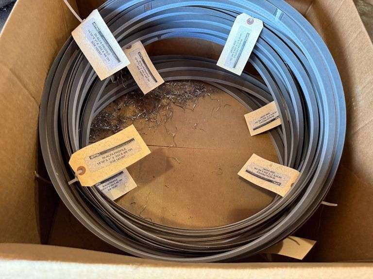 Box of Roentgen BI-ALFA Profile Band Saw Blades