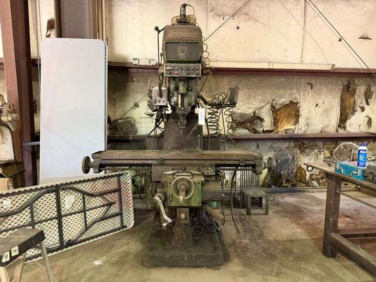 Bridgeport Series 2 Verticle Milling Machine