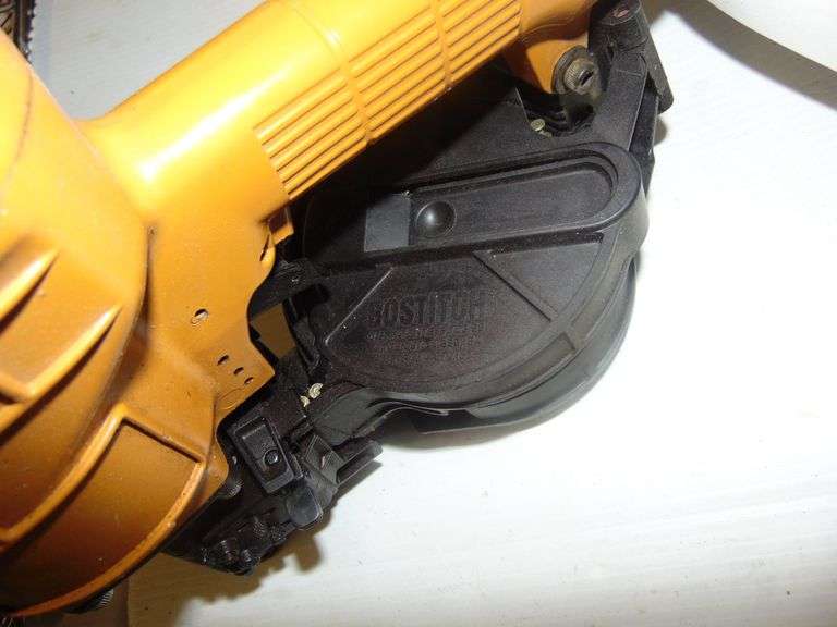 Bostitch Pneumatic Coil Nailer