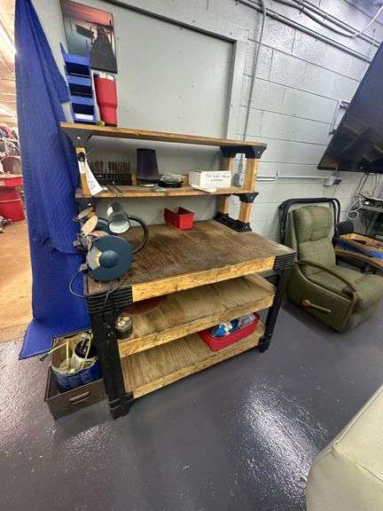 Wood Work Bench with Ryobi 6" Grinder