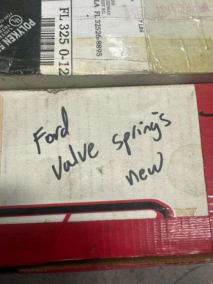 (3x)  Boxes Valve Springs