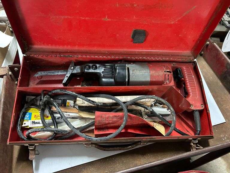 Milwaukee Corded Reciprocating Saw
