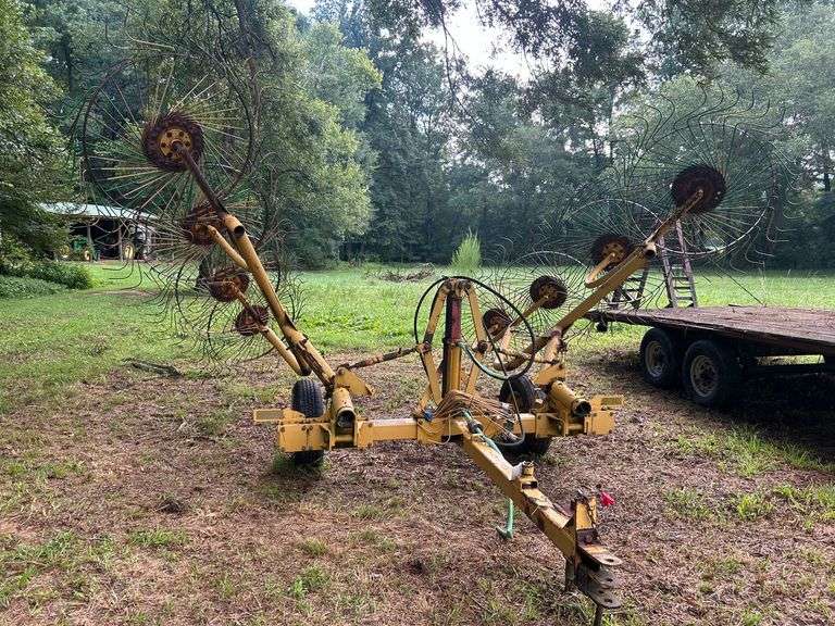 Vermeer WR-20A 8 Wheel Hay Rake