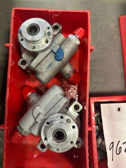 (2x)  Used Power Steering Pumps