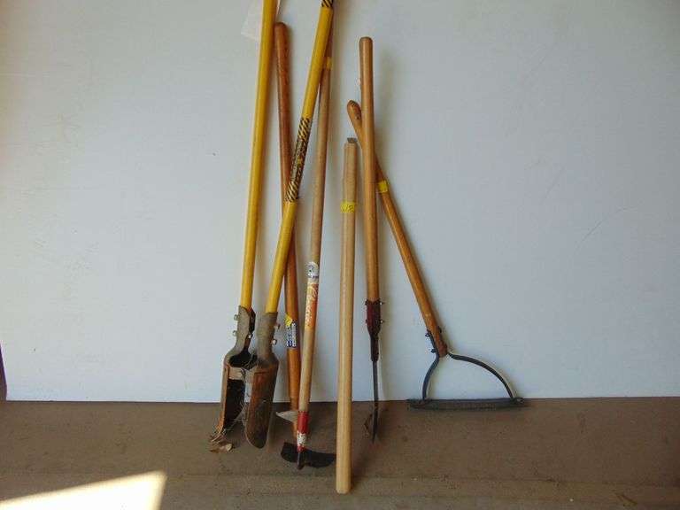 Yard Tools, Post Hole Digger, Bush Ax, Sling Blade, Hoe & Handle