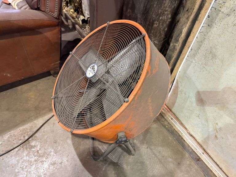 MaxxAir 26 inch Warehouse Fan