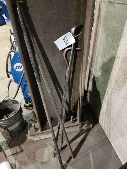 Grouping of Pry Bars 42"-48"