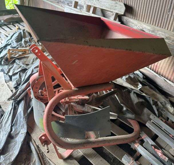 Three-Point Hitch Broadcast Spreader