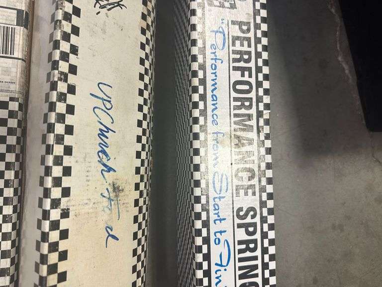 (3x)  Boxes Valve Springs