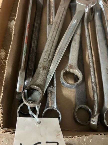 Tray of Assorted Wrenches