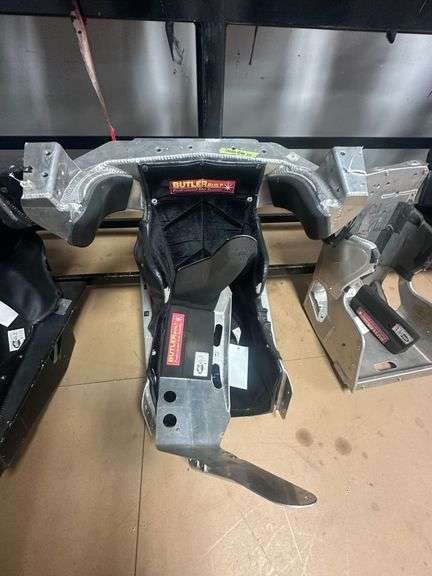 Butler 15"  Full Containment Seat