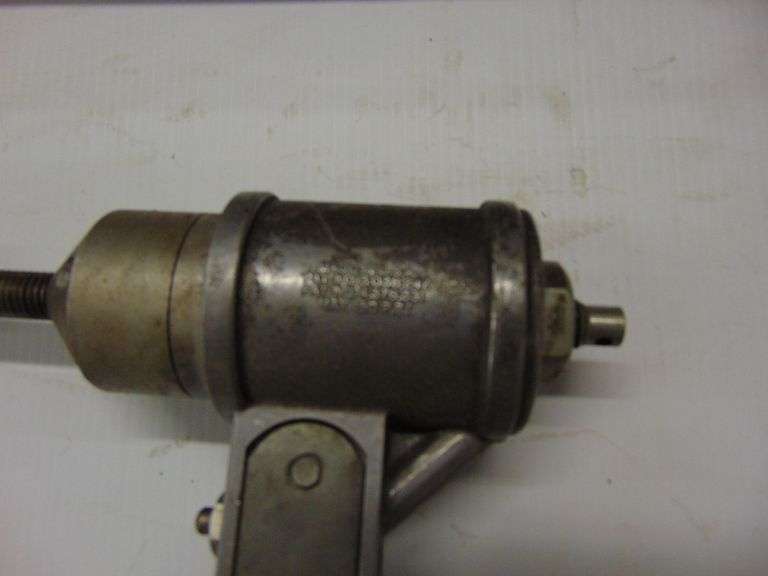 Pneumatic Valve Spring Compressor