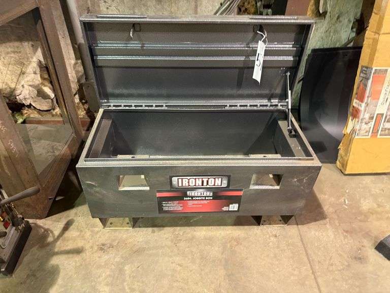 Ironton 36in Jobsite Box