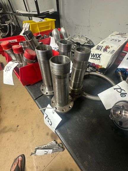 (4x) Wide 5 Bolt on Snouts / Cambered