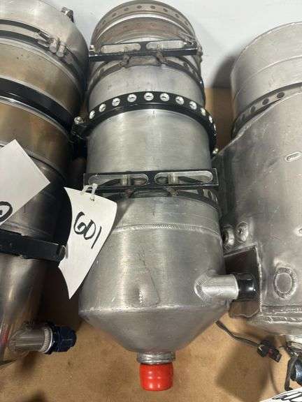 Used Oil Tank w/ Mounts