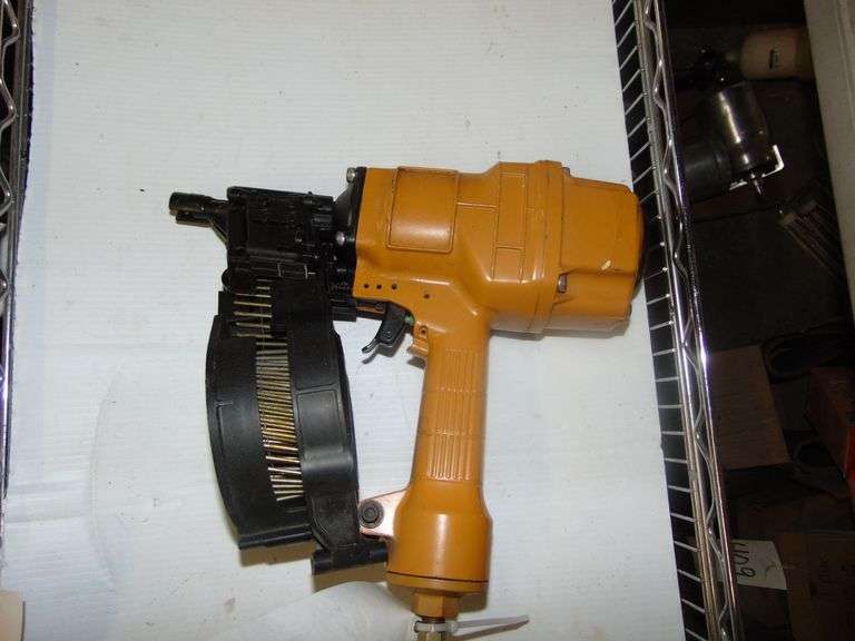 Bostitch Pneumatic Coil Nailer