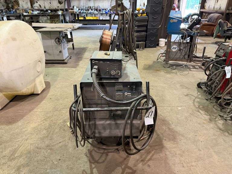 Miller CP302 Mig Welder with S-22A Wire Feeder