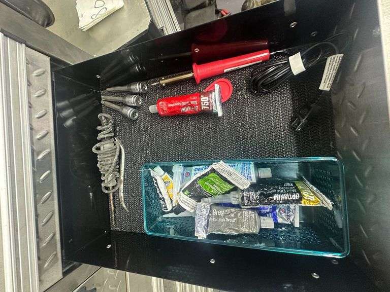 Contets of Multiple Drawers