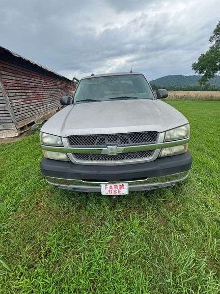 2004 Chevrolet K2500 4x4 Pickup Truck | 109,691 Miles | Farm Used | HAVE TITLE | VIN# 1GCHK29194E157961