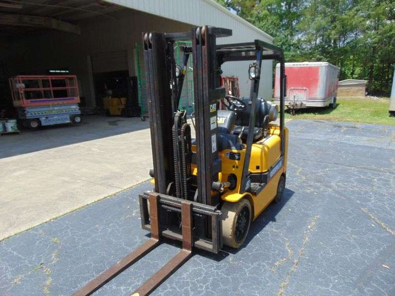 Cat Model GC20K LP Forklift