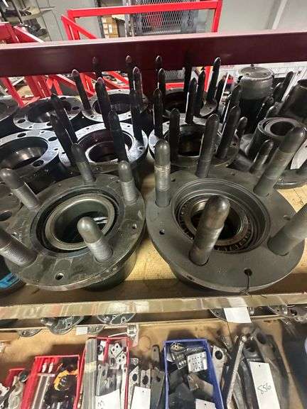 (6x)  Rear Hubs with Studs 5x5
