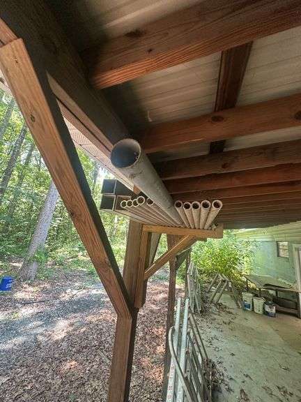 Assorted Aluminum Pipe
