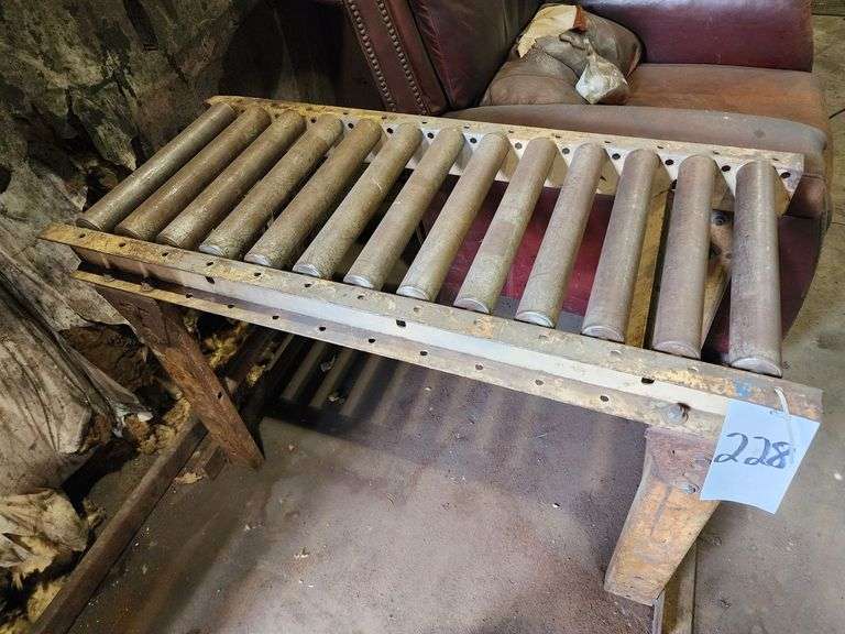 18"x40" Roller Bed