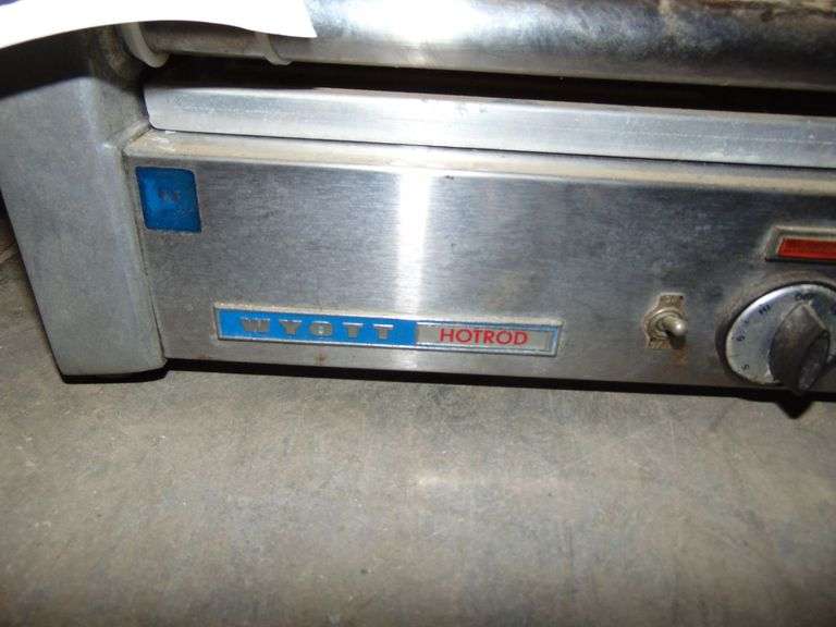 Wyott Hot Rod Hot Dog Rotisserie