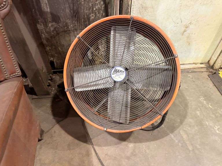 MaxxAir 26 inch Warehouse Fan