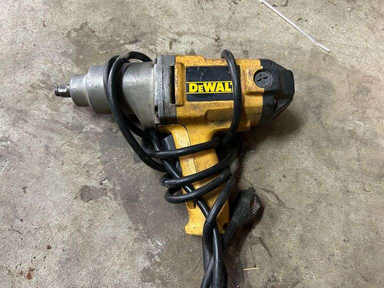 Dewalt 1/2" Corded Impact Wrench