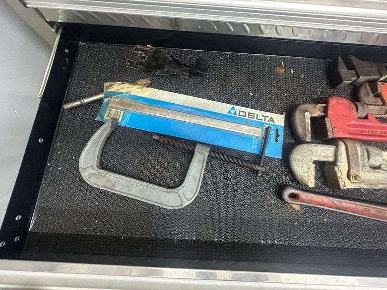 Assorted Heavy Duty Pipe Wrenches