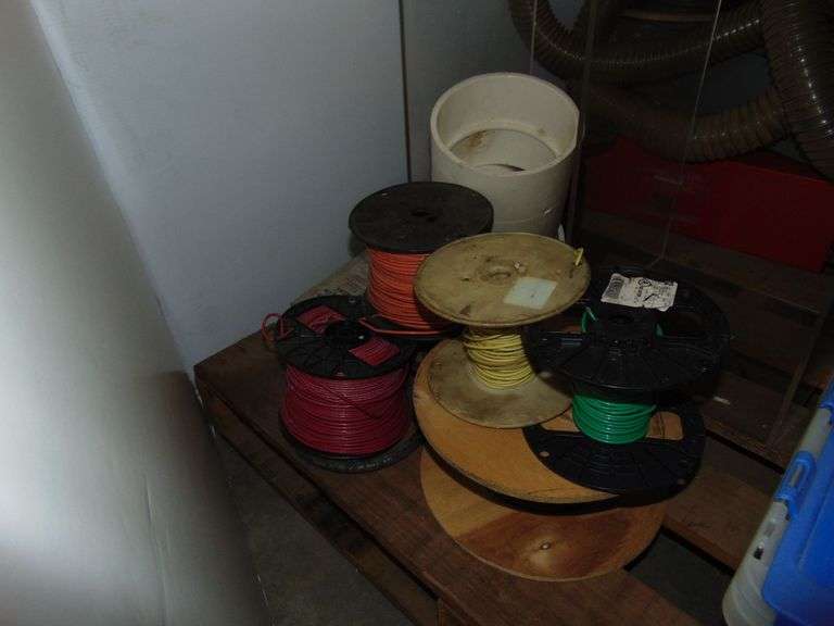 Pallet of Misc. Elec Boxes & Flex Hose, Wiring