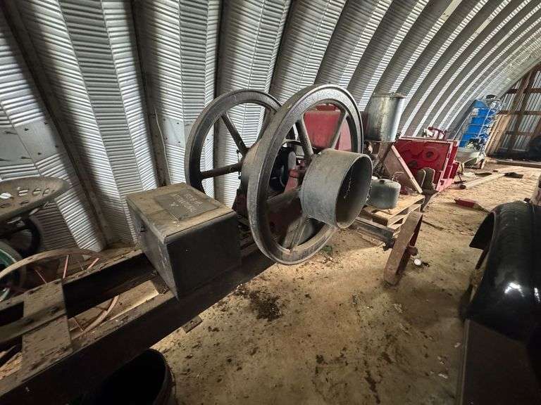 1921 International Harvester Model M 6 HP Hit and Miss Engine | Wheeled Cart w/ Seat