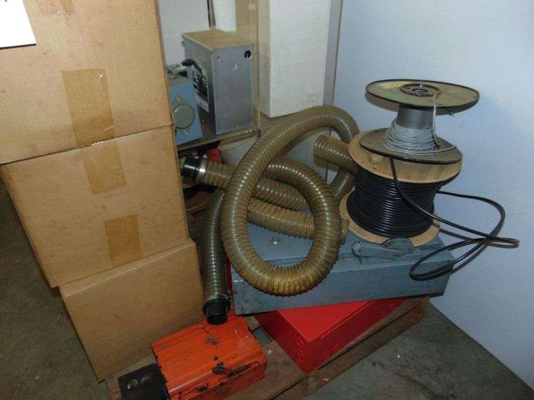 Pallet of Misc. Elec Boxes & Flex Hose, Wiring