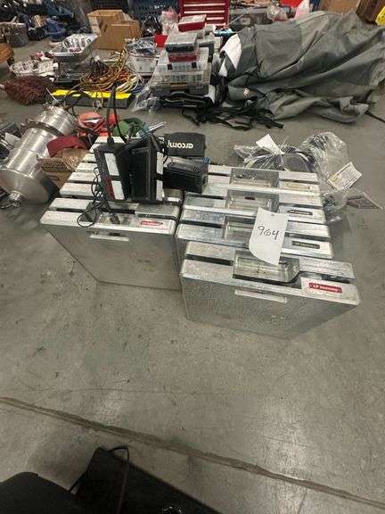 Intercomp Scales (8 Pads Total)
