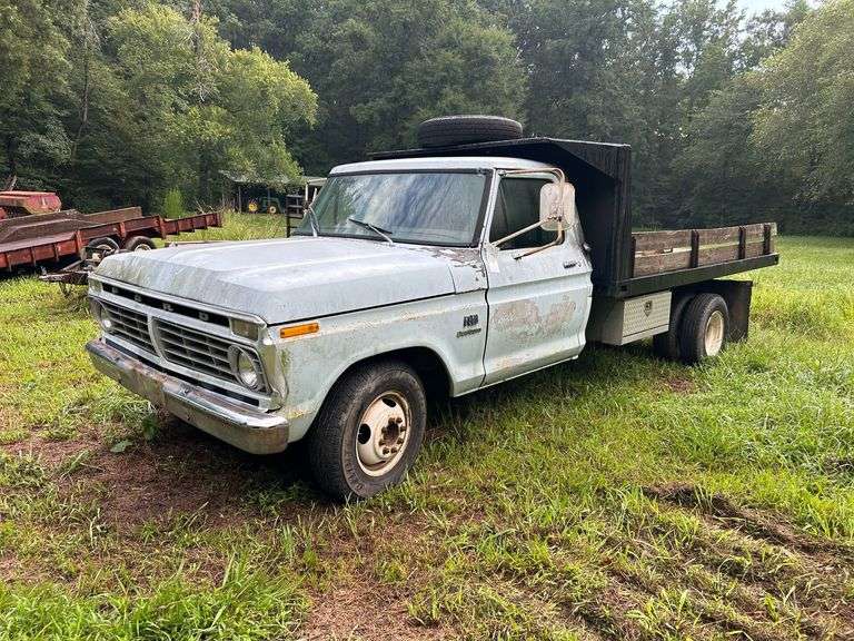1975 Ford F350 Custom, VIN: F37YNW41271