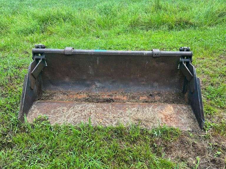 W.R. Long 72" John Deere Hydraulic Four in One Combo Tractor Bucket