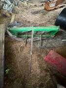 John Deere Quick-Attach Bale Spear | W42151