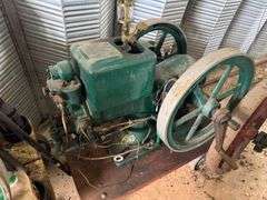 International Harvester IHC Engine with Type L | Magneto Serial 25985 | Cart Base