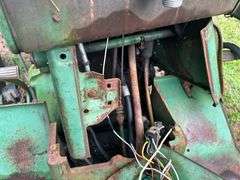 *Wrecked*John Deere Tractor