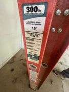 Louisville 16' Fiberglass Ladder