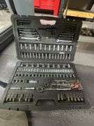 Mechanic's Ratcheting Socket Wrench Kit w/ Storage Case
