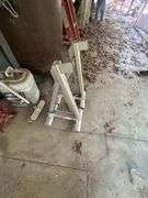 Ladder Supports