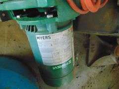 Well Pump & Tank